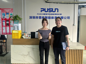 Denise+印尼网络达人.jpg